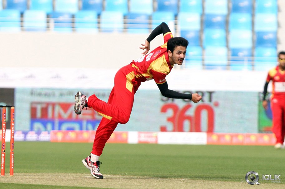 Celebrity-Cricket-League-2014